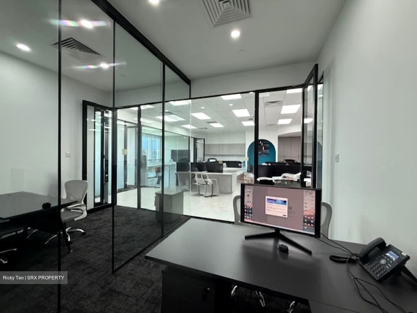 Kallang Way (D13), Factory #536391821